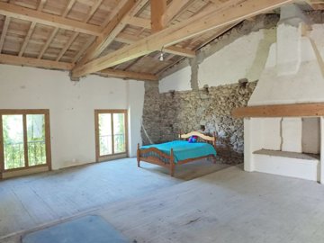 bee339e9841f6a137767e838ab4fb046fa2e615296192