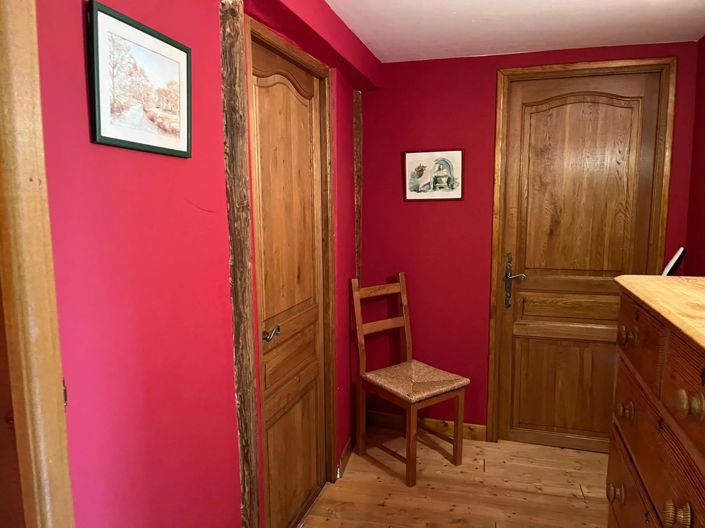 Image No.9-3 Bed House for sale