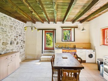 b29d6d8233e24674e0337cd86324d1a736da977386192