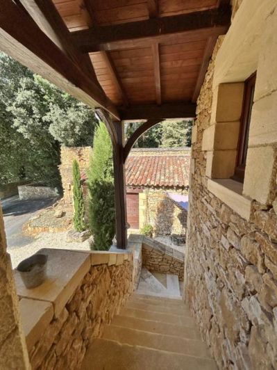 Image No.15-4 Bed House for sale