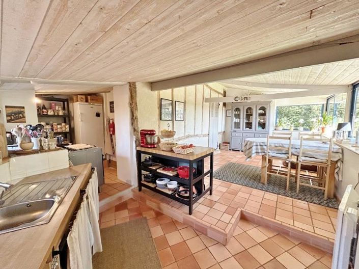 Image No.9-4 Bed House for sale