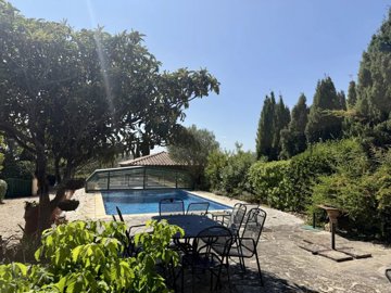 1dced70bfdb165a41f47321df4054ec3f3041a6104192