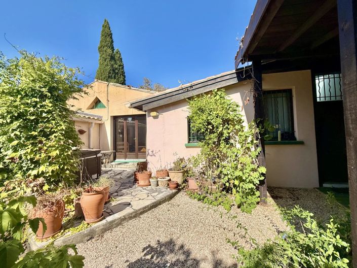 Image No.12-4 Bed House for sale