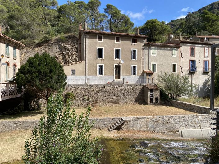 Image No.2-6 Bed House for sale