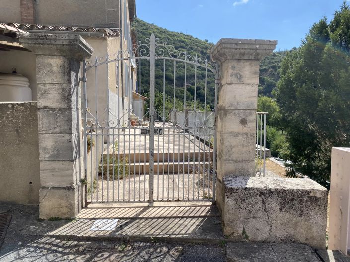 Image No.6-6 Bed House for sale