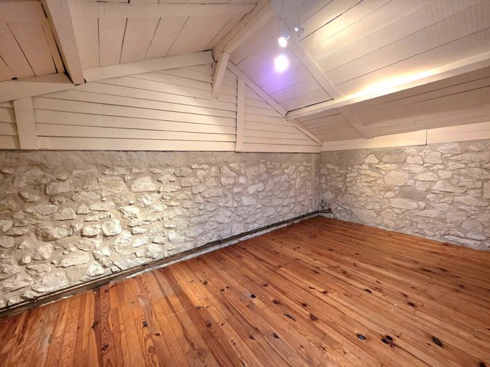 Image No.7-4 Bed House for sale