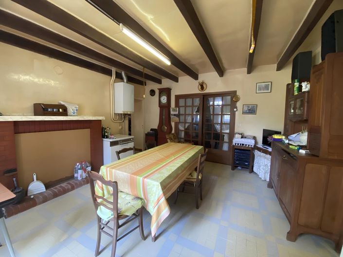 Image No.3-2 Bed House for sale