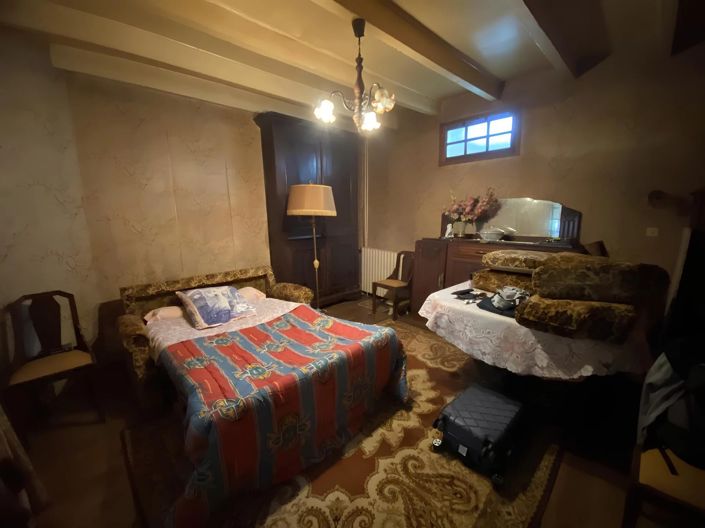 Image No.6-2 Bed House for sale