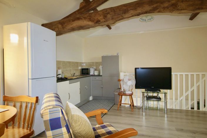 Image No.4-8 Bed House for sale