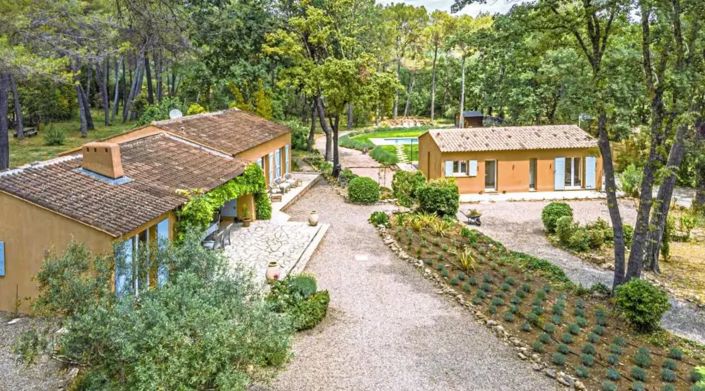 Image No.1-5 Bed House for sale