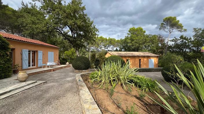 Image No.10-5 Bed House for sale