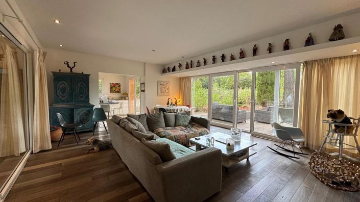 Image No.13-5 Bed House for sale