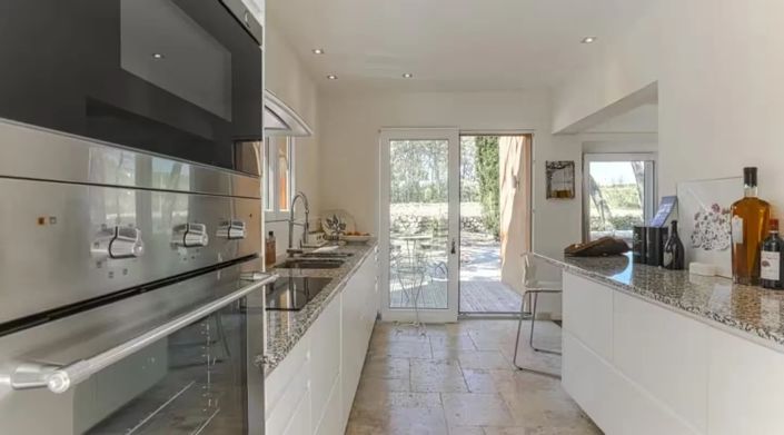 Image No.15-5 Bed House for sale