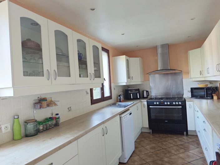 Image No.5-4 Bed House for sale