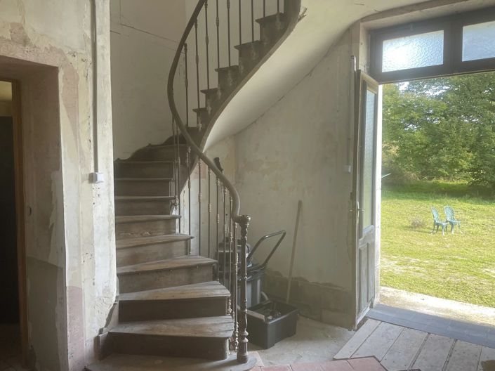 Image No.6-4 Bed House for sale