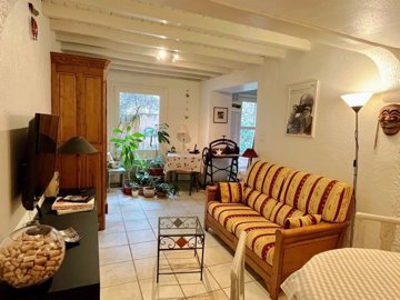 adcd91b54e06fa811fb77e175d16953aaa6bdb5b7e187