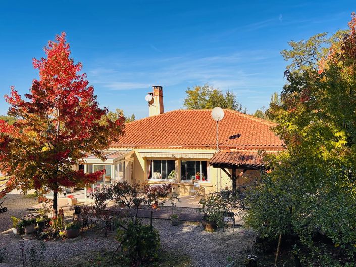 Image No.1-3 Bed House for sale