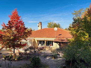 cdcd25a10b16fed5868823b5b8830b76c4eba9874c332