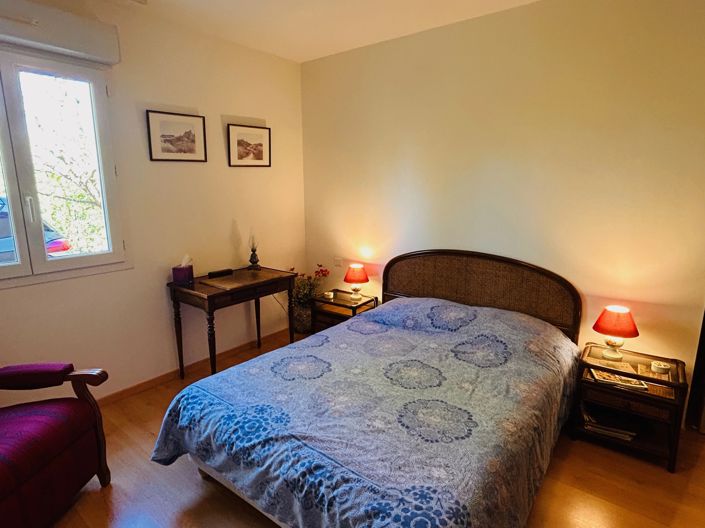 Image No.9-3 Bed House for sale