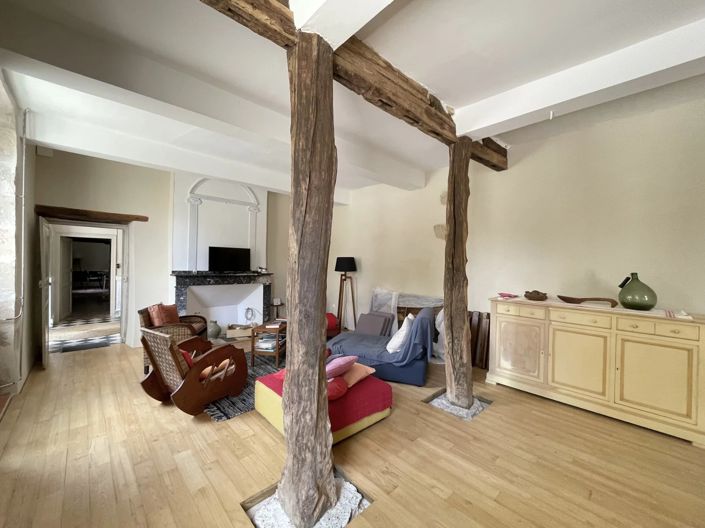 Image No.11-11 Bed House for sale