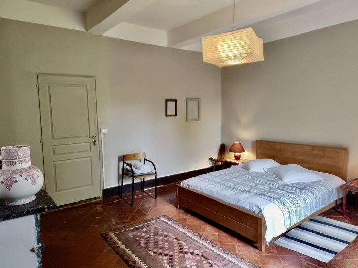 Image No.9-11 Bed House for sale