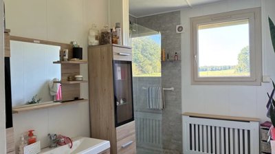 d1b9870ea8cb25440576a4efa8ba688607ebcc6f66192