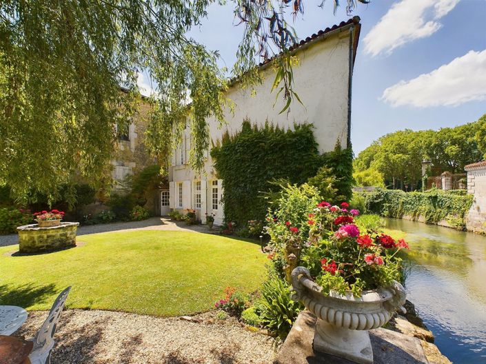 Image No.3-4 Bed House for sale