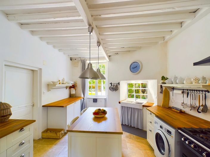 Image No.5-4 Bed House for sale