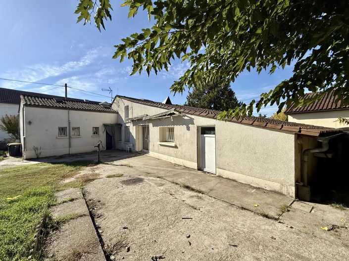 Image No.2-4 Bed House for sale