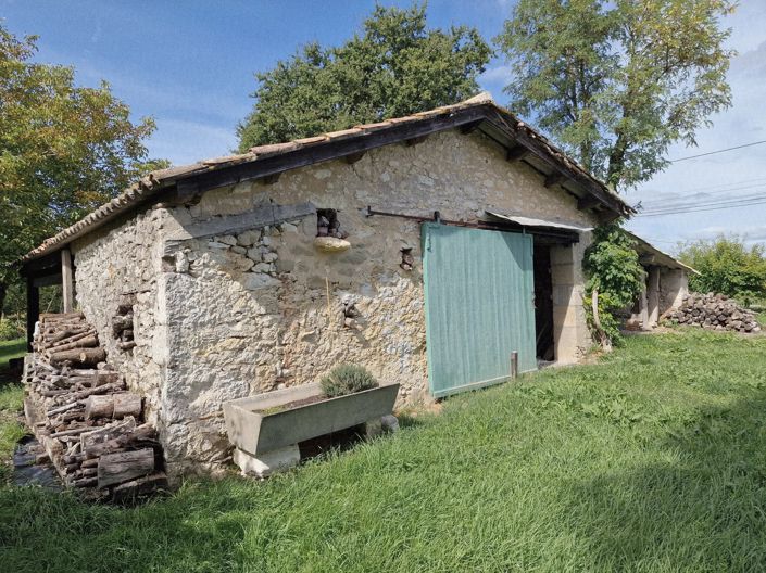 Image No.11-3 Bed House for sale