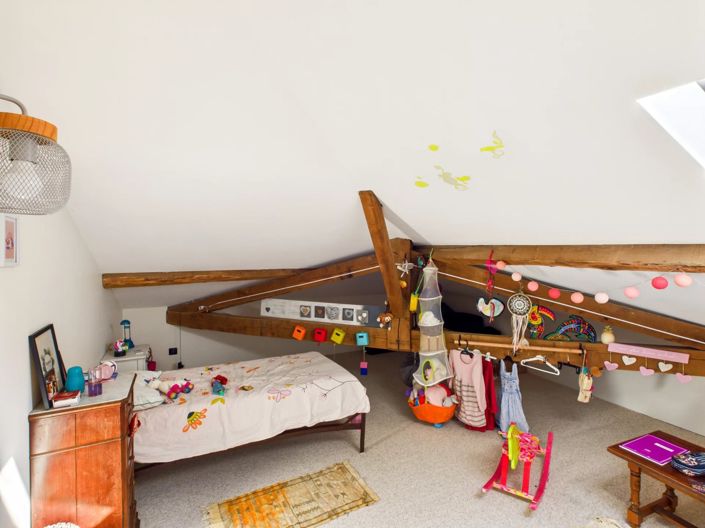 Image No.12-4 Bed House for sale