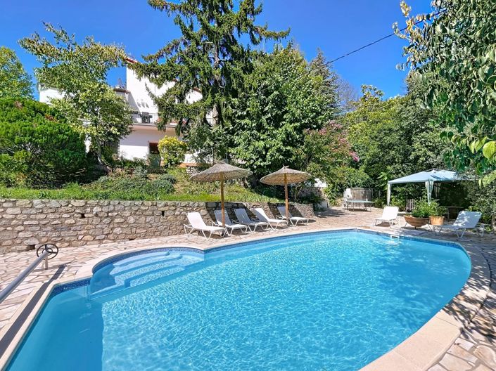 Image No.1-5 Bed House for sale