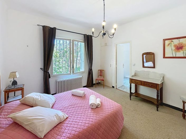 Image No.10-5 Bed House for sale