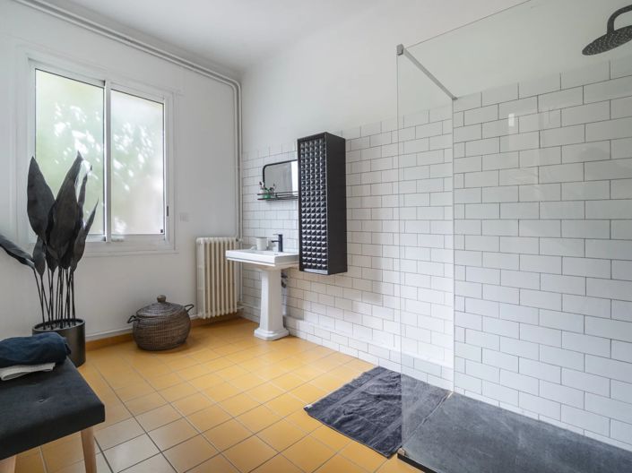 Image No.13-3 Bed House for sale