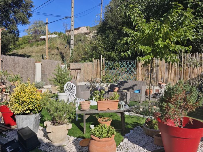 Image No.9-3 Bed House for sale