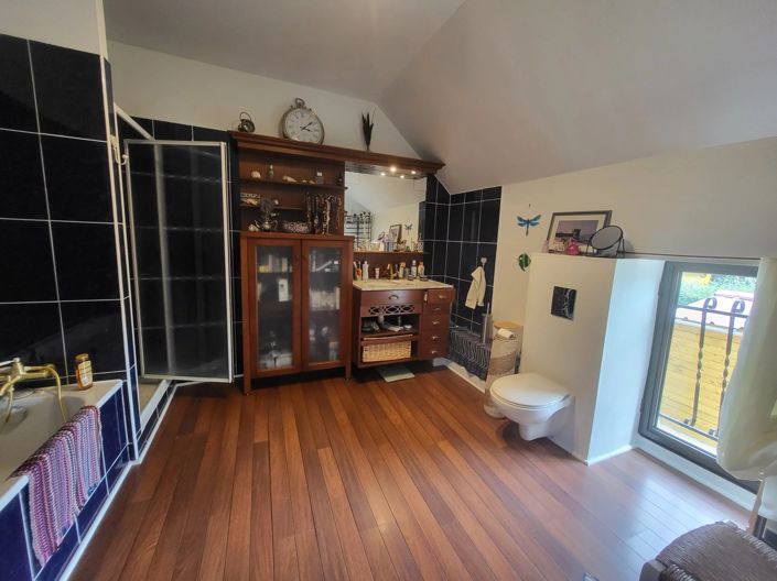 Image No.14-4 Bed House for sale