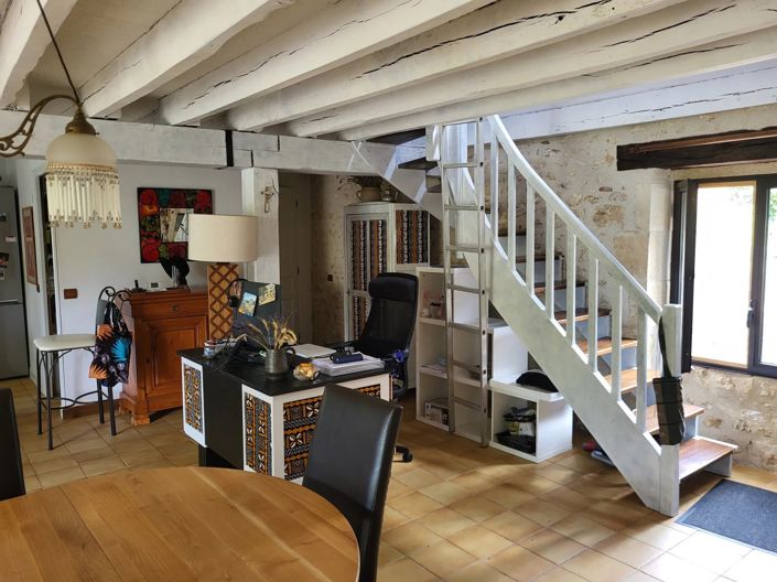 Image No.8-4 Bed House for sale