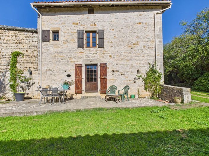 Image No.12-3 Bed House for sale