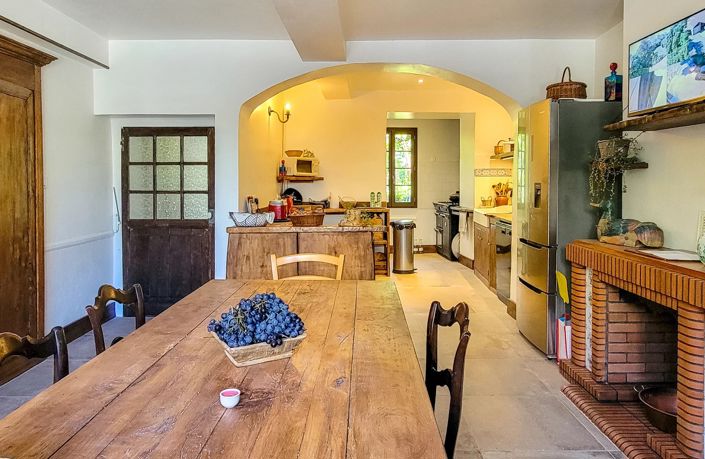 Image No.3-6 Bed House for sale