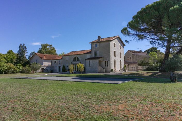 Image No.1-5 Bed House for sale