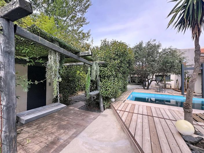 Image No.5-5 Bed House for sale