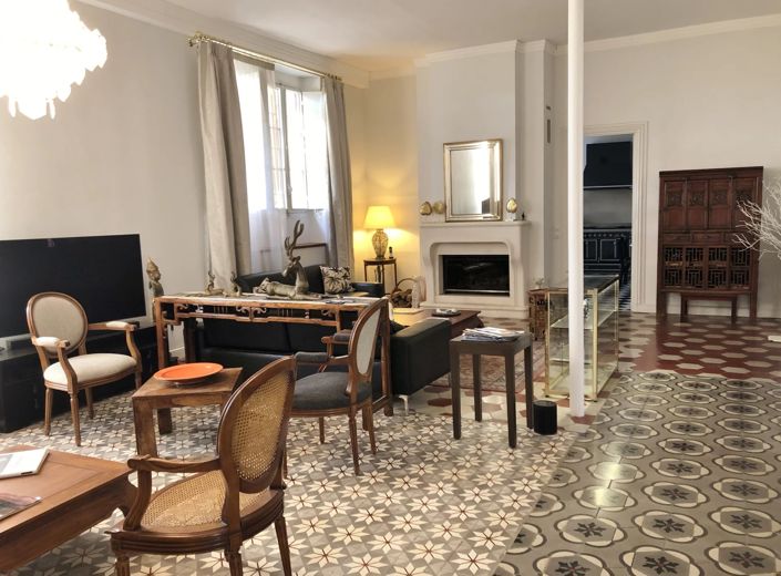 Image No.5-5 Bed House for sale