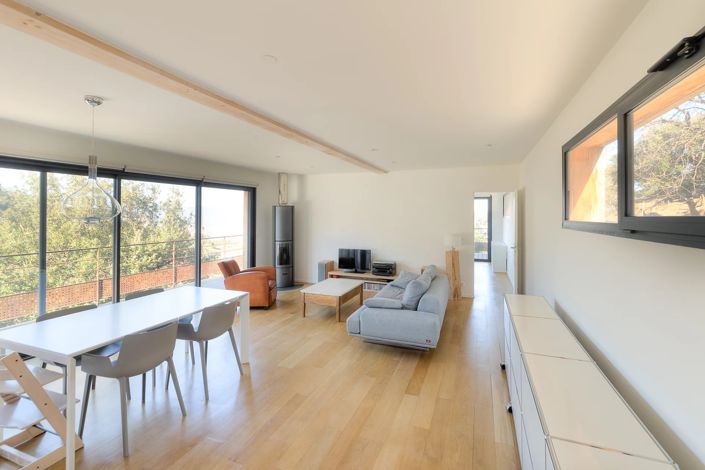 Image No.2-5 Bed House for sale