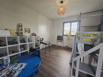 7e3930bc1f29a4dd852276ea5e06e438fe5c4bf09f400