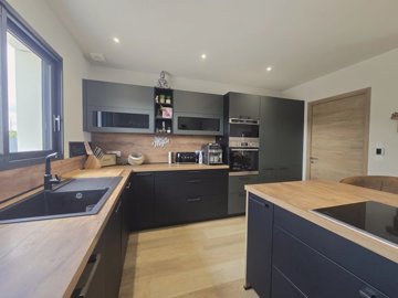 4e23109bbf4d5401f40cf4b4c7aadf585c46d24797400