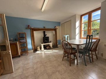 061a2a558a285aa5fe21552f4afd071a46dce230ec192