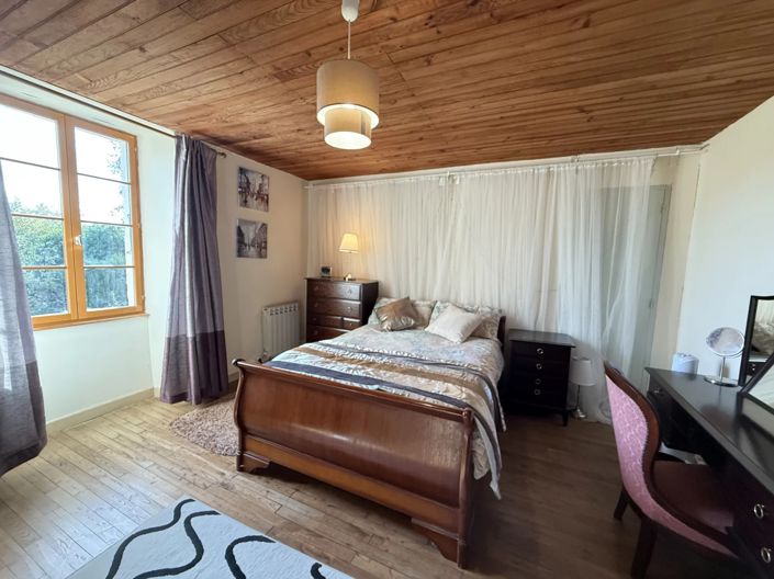 Image No.5-5 Bed Village House for sale