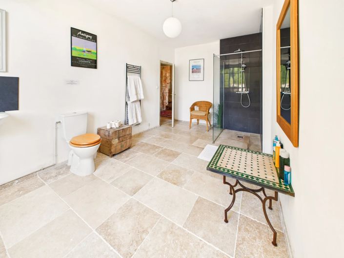 Image No.9-4 Bed House for sale