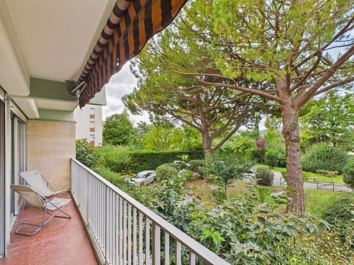 Image No.1-2 Bed Property for sale