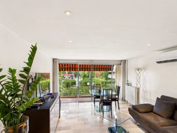 efe704ad2cc1d167f0dc880396f35a0e25f5f924ab192